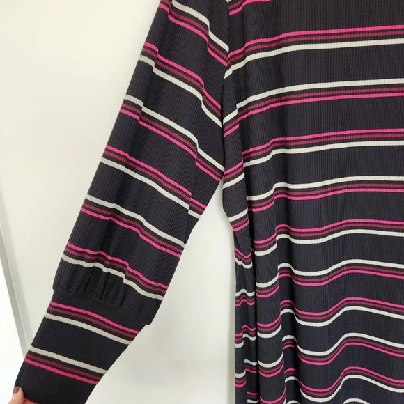 LANE BRYANT NWT Striped Mock Neck Ribbed Long Sleeve Dress Plus Size 26/28 - Picture 4 of 8